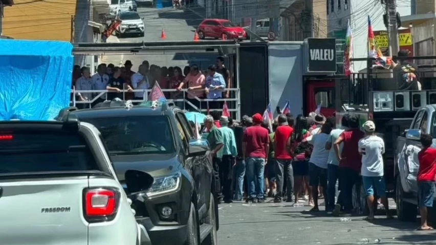 RUAS VAZIAS: Evento de Jerônimo em Macaúbas chama atenção por baixo público
