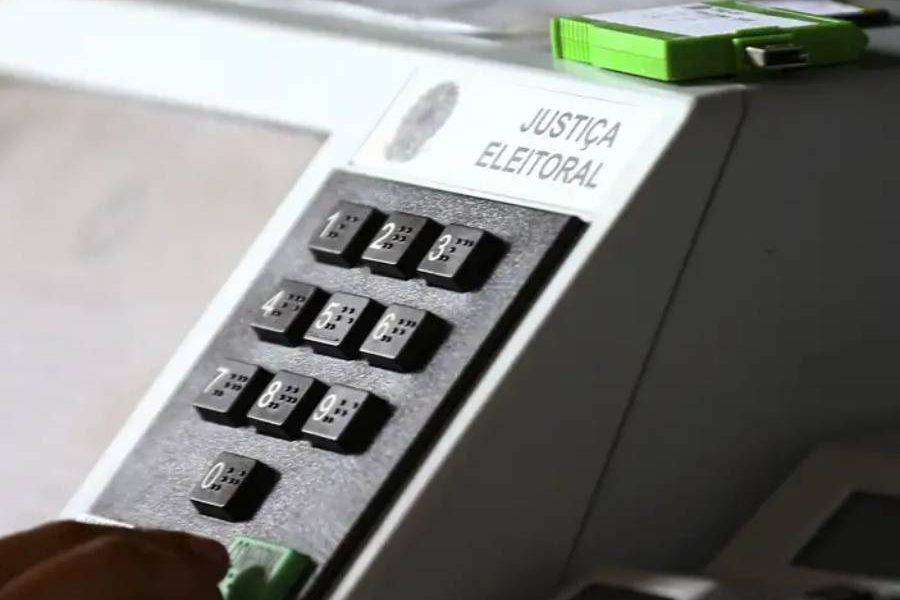 Projeto de lei quer obrigar candidatos a participar de debates eleitorais
