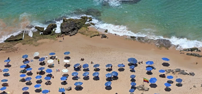 ATENÇÃO, BANHISTAS! 66% das praias monitoradas na Bahia estão próprias para banho neste fim de semana