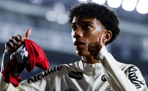 FILHO DE ROBINHO, AOS 18 ANOS, ENCAMINHA IDA PARA CLUBE ITALIANO EM NEGÓCIO DE ATÉ R$ 48 MILHÕES