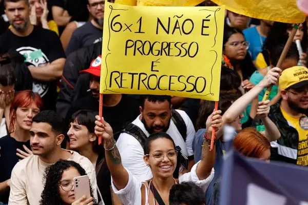 FIM DA 6X1 AVANÇA! CCJ do Senado aprova proposta e texto segue para o Plenário