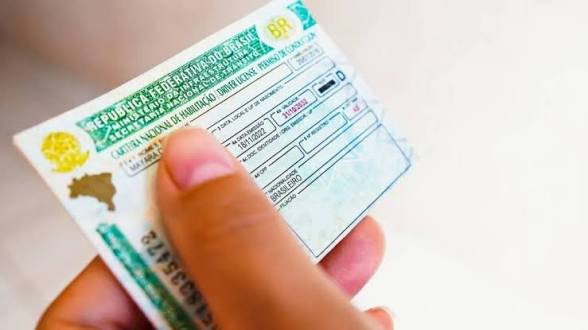 CNH DE GRAÇA! Bahia abre 20 mil vagas para quem quer tirar a carteira sem pagar