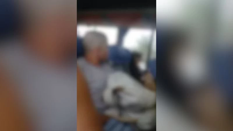MPORTUNAÇÃO SEXUAL NO ÔNIBUS! Homem é preso após ato contra passageira durante viagem na Bahia