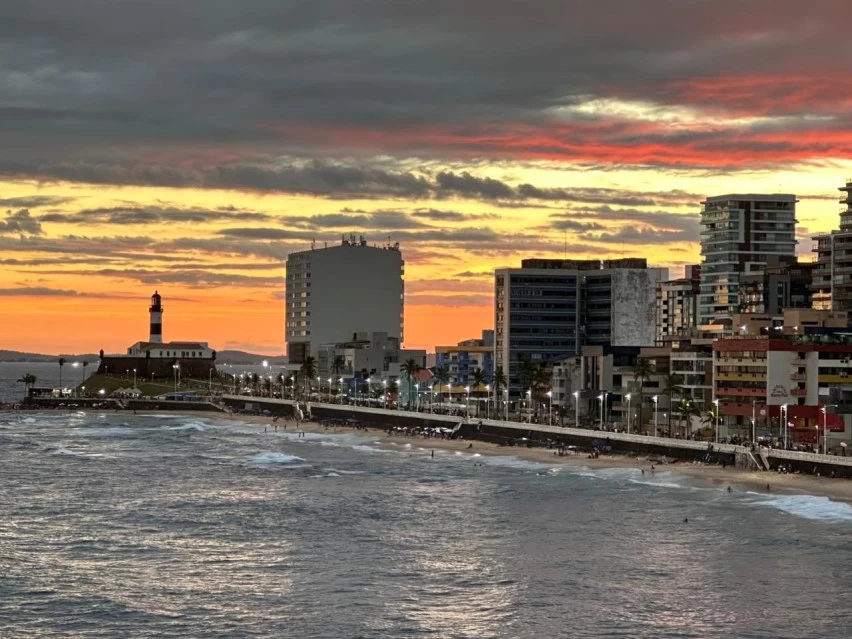 VAI DAR PRAIA! Inema aponta 97 locais próprios para banho na Bahia neste fim de semana
