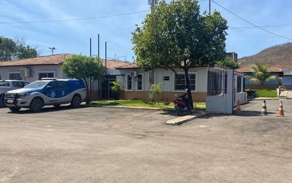 PERSEGUIÇÃO! Homem é preso suspeito de monitorar ex-companheira e descumprir medida protetiva na Bahia
