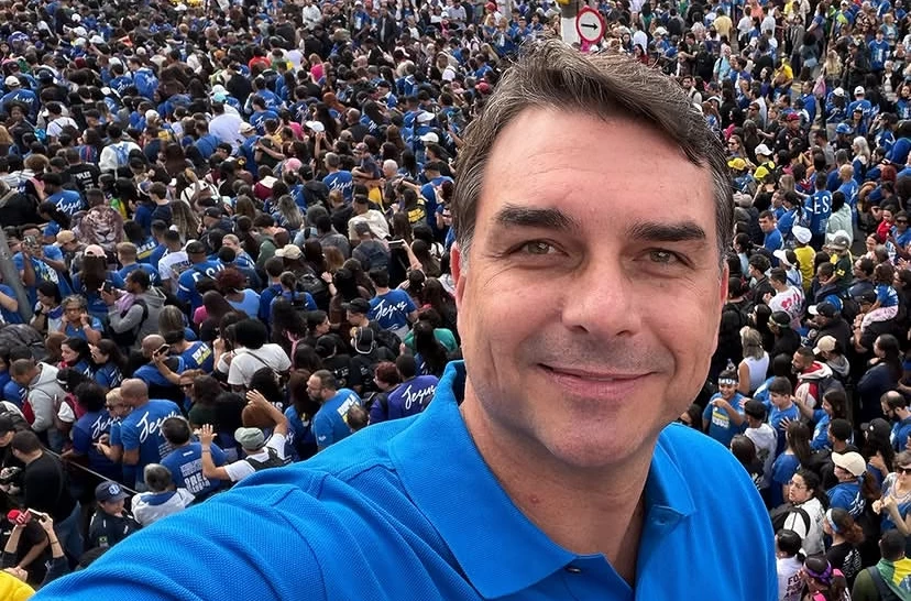 ELEIÇÕES 2026! Flávio Bolsonaro marca 48,1% contra 43,7% de Lula em cenário de 2º turno