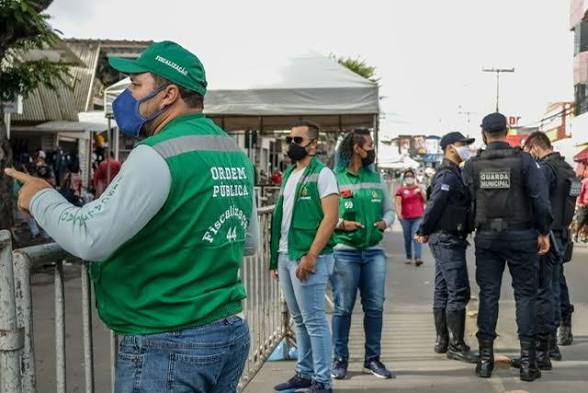 OLHO NO CARURU! Mercados e feiras de Salvador passam por fiscalização antes de Cosme e Damião