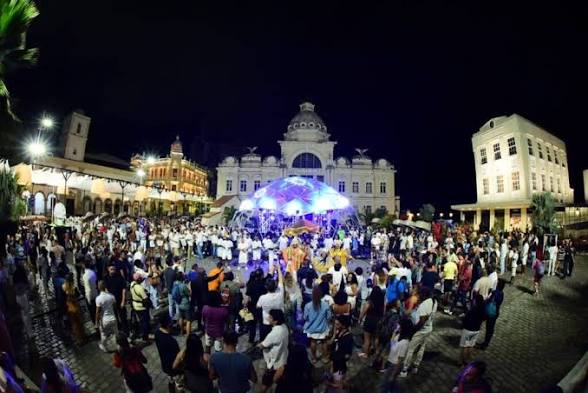 FESTIVAL DA PRIMAVERA! Pelourinho recebe shows gratuitos de Paulinho Boca de Cantor, Armandinho e Joanna