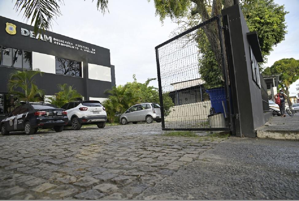 IDENTIDADE DESCOBERTA! Homem é preso em Salvador e polícia descobre mandado por feminicídio no RS