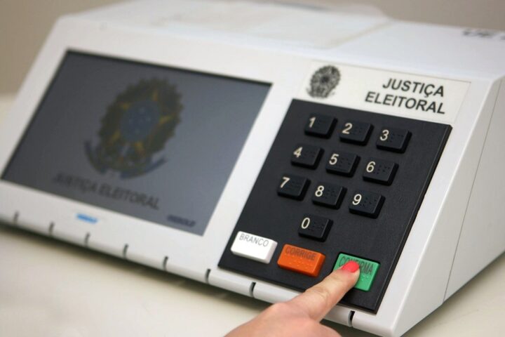 RETA FINAL! 59% ainda não definiram os dois votos para o Senado, aponta Datafolha