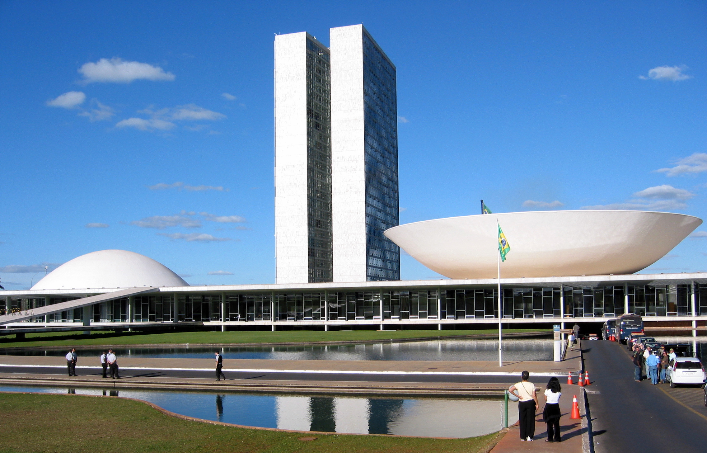 MULHERES NO CONGRESSO! Eleições de 2026 ampliam bancada feminina, mas representação ainda é baixaMULHERES NO CONGRESSO! Eleições de 2026 ampliam bancada feminina, mas representação ainda é baixa