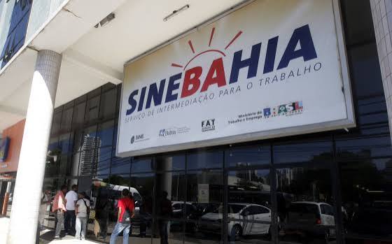 EMPREGO NA RMS! SineBahia oferece vagas em Camaçari e Lauro de Freitas com salários de até R$ 3 mil