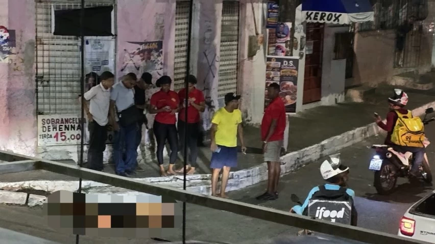 HOMEM É MORTO A TIROS ENQUANTO FAZIA CAMINHADA NO BAIRRO DA LIBERDADE, EM SALVADOR