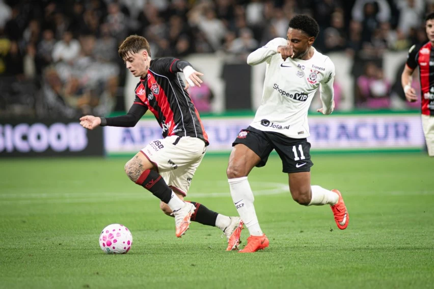 VITÓRIA EMPATA COM O CORINTHIANS E CHEGA A 16 JOGOS SEM VENCER FORA DE CASA NA SÉRIE A